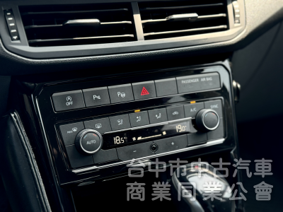 原廠保養！ACC跟車！盲點！數位儀表！CarPlay！自動停車！可全貸！售後保固！台中在地深耕30年老店！