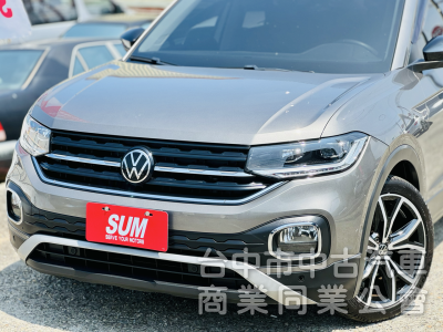 原廠保養！ACC跟車！盲點！數位儀表！CarPlay！自動停車！可全貸！售後保固！台中在地深耕30年老店！