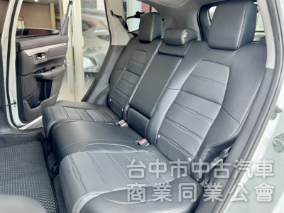 搶先看！5.5代小改款！ACC跟車 無線CarPlay 車道維持！原鈑件！可全貸！兩年5萬公里保固！台中在地30年老店！
