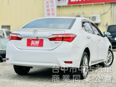 一手車！Safety+！免鑰匙 摸門 定速 恆溫 藍芽 導航 數位電視 抬頭顯示！可全貸！售後保固！台中在地30年老店！