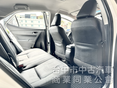 一手車！Safety+！免鑰匙 摸門 定速 恆溫 藍芽 導航 數位電視 抬頭顯示！可全貸！售後保固！台中在地30年老店！