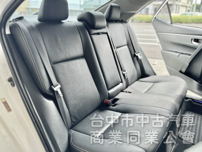 一手車！Safety+！免鑰匙 摸門 定速 恆溫 藍芽 導航 數位電視 抬頭顯示！可全貸！售後保固！台中在地30年老店！