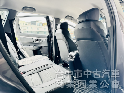 搶先看！5.5代小改款！ACC跟車 無線CarPlay 車道維持！可全貸！兩年5萬公里保固！台中在地30年老店！