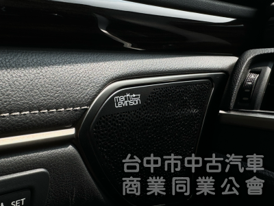 旗艦版！僅跑7萬！ACC跟車 全景天窗 ML音響 雙前通風椅 盲點 抬頭顯示 電動尾門  無線充電 後座遮陽簾！原鈑件！