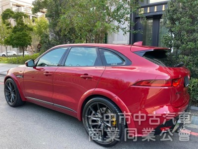 2016「英倫猛獸現身！Jaguar F-Pace 高質感豪華駕馭體驗」