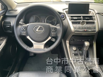 2015 Lexus NX300h 完美車況 舒適駕馭首選 