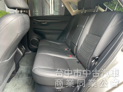 2015 Lexus NX300h 完美車況 舒適駕馭首選 