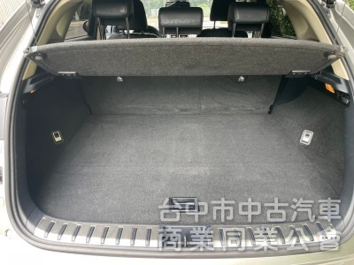 2015 Lexus NX300h 完美車況 舒適駕馭首選 