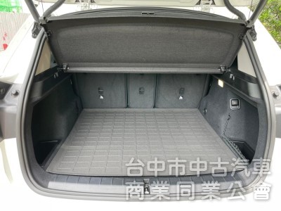 汎亞汽車 BMW X1 SDRIVE20i 全車原鈑 完美車況 超低里程