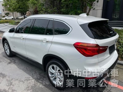 2022 BMW X5 豪華旗艦SUV 選配 Individual Merino 全真皮內裝 舒適型座椅