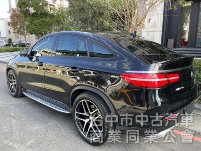 汎亞汽車  2016 領牌 BENZ GLE 450 4MATIC 一手車 全原廠保養 里程僅 12 萬 認證AA等級