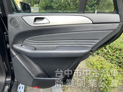 汎亞汽車  2016 領牌 BENZ GLE 450 4MATIC 一手車 全原廠保養 里程僅 12 萬 認證AA等級