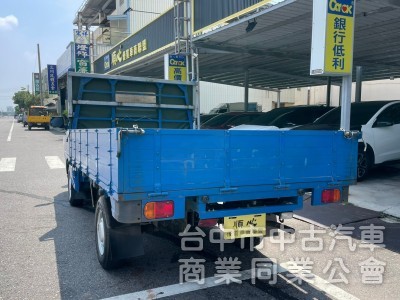 2020年 新款得利卡 木床