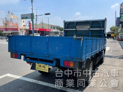 2020年 新款得利卡 木床