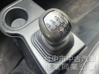 2020年 新款得利卡 木床