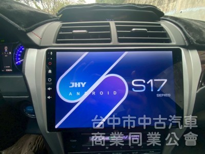 TOYOTA 豐田 CAMRY HYBRID 原鈑件、尊爵版、大型房車、質感首選。