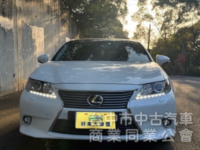 豪華大型房車、豪華舒適、質感首選、綿密V6引擎。