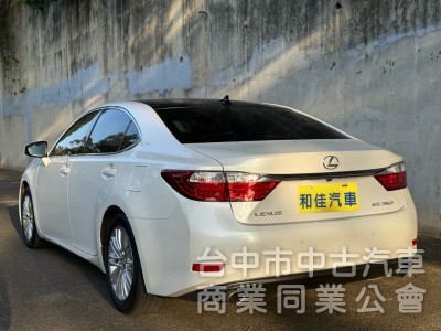 豪華大型房車、豪華舒適、質感首選、綿密V6引擎。