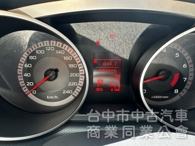  2008Mitsubishi Outlander 2.4 2WD豪華型 - 品質保證，性能卓越！