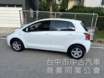 省油小鋼炮來囉｜2009 Toyota Yaris 1.5 E版 首購族、代步族首選！好開、好停、好省油！ 