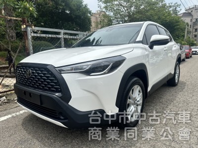   【2022 Toyota Corolla Cross 1.8 豪華版】  稀有釋出！超人氣神級休旅，空間大、省油又耐