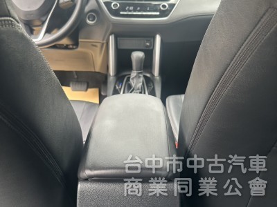   【2022 Toyota Corolla Cross 1.8 豪華版】  稀有釋出！超人氣神級休旅，空間大、省油又耐