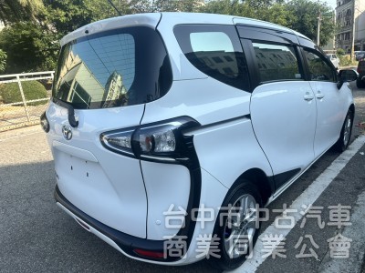  Toyota  2020 Sienta  經典