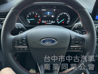 2022 Focus  4門 ST-Line Lommel X    一手車 新車保固中 現省價差 即可入手