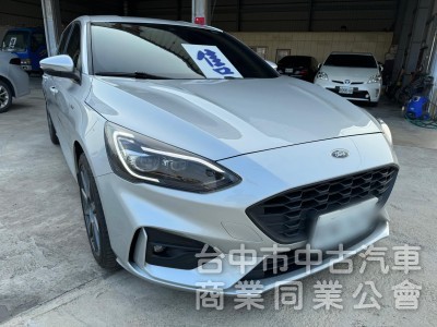 2022 Focus  4門 ST-Line Lommel X    一手車 新車保固中 現省價差 即可入手