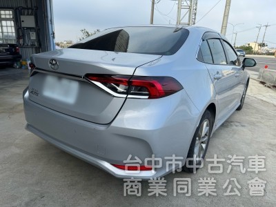 2021  Altis 1.8 豪華 一手車  里程保證 原版原漆  省油代步車 優惠價41萬8000元 