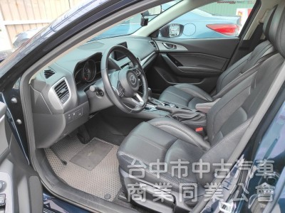 己認證車~原版件原漆、五門、純跑5萬、原廠記錄全、導航、定速、盲點、兔鑰匙、新胎、後停影向、