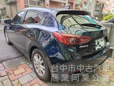 己認證車~原版件原漆、五門、純跑5萬、原廠記錄全、導航、定速、盲點、兔鑰匙、新胎、後停影向、
