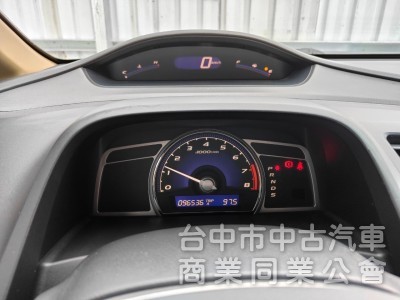 HID、天窗、己認證~原版件、五門、一手女用車、無煙味、純跑9萬、原廠記錄全、導航