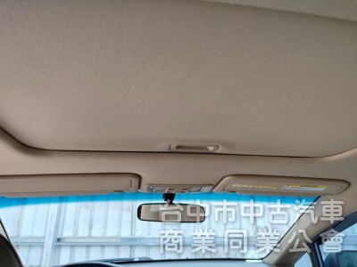 HID、天窗、己認證~原版件、五門、一手女用車、無煙味、純跑9萬、原廠記錄全、導航