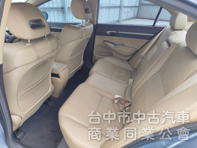 HID、天窗、己認證~原版件、五門、一手女用車、無煙味、純跑9萬、原廠記錄全、導航