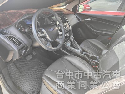 最安全代步車~認證車~實車實價13.8萬~省油好開一手
