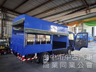 11尺半 自排 一路發 2018年6月出廠 五期環保 菜車
