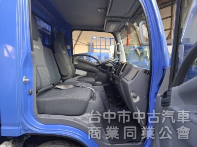 11尺半 自排 一路發 2018年6月出廠 五期環保 菜車