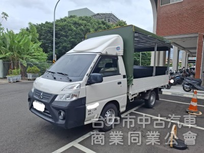 2022年出廠得利卡 五面帆布+尾門 里程4萬多