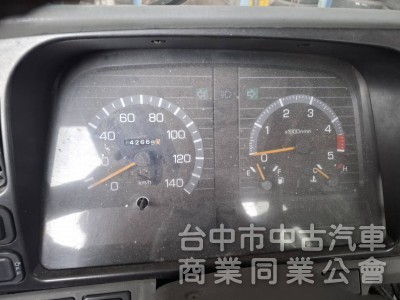 1998年出廠堅達有尾門