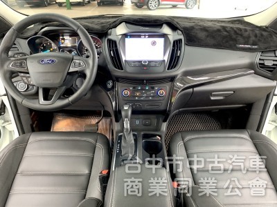 新達汽車 2019年 福特 KUGA1.5 ACC自動跟車 環景系統 全景天窗 CARPLY 腳踢電尾門 可全貸