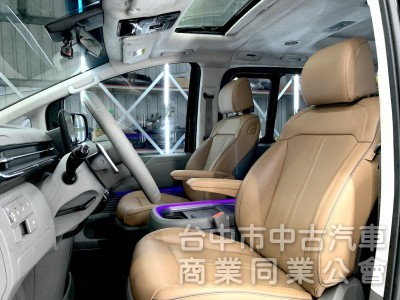 新達汽車 2022年 Hyundai Staria CEO-B 七人座 ACC CarPlay 可全貸