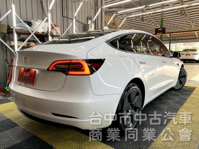 新達汽車 2022年 Q3 TESLA Model 3 LFP 可全貸