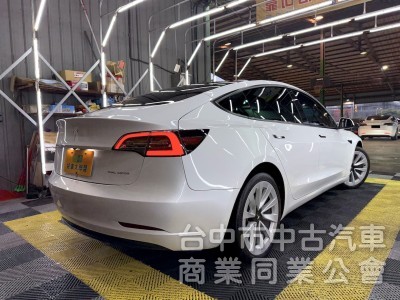 新達車業 2022年 TESLA Model 3 LR 可全貸