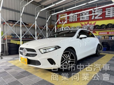 鑫達車業 2019年 BENZ A200 CARPLAY 雙數位儀表 可全貸