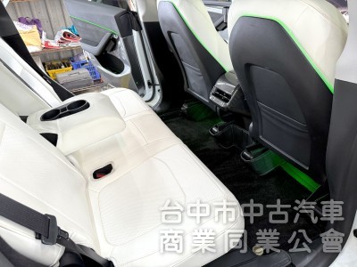 2022年 TESLA Model Y P版 EAP 可全貸
