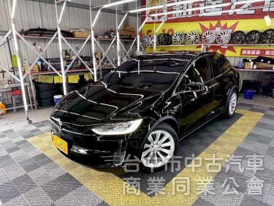 2019年 TESLA Model X 75D EAP 7座 可全貸
