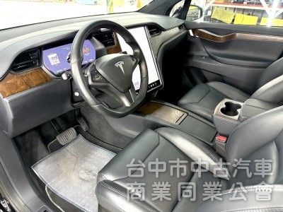 2019年 TESLA Model X 75D EAP 7座 可全貸