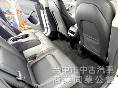 2024年 TESLA Model Y RWD 可全貸