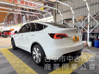 2024年 TESLA Model Y RWD 可全貸